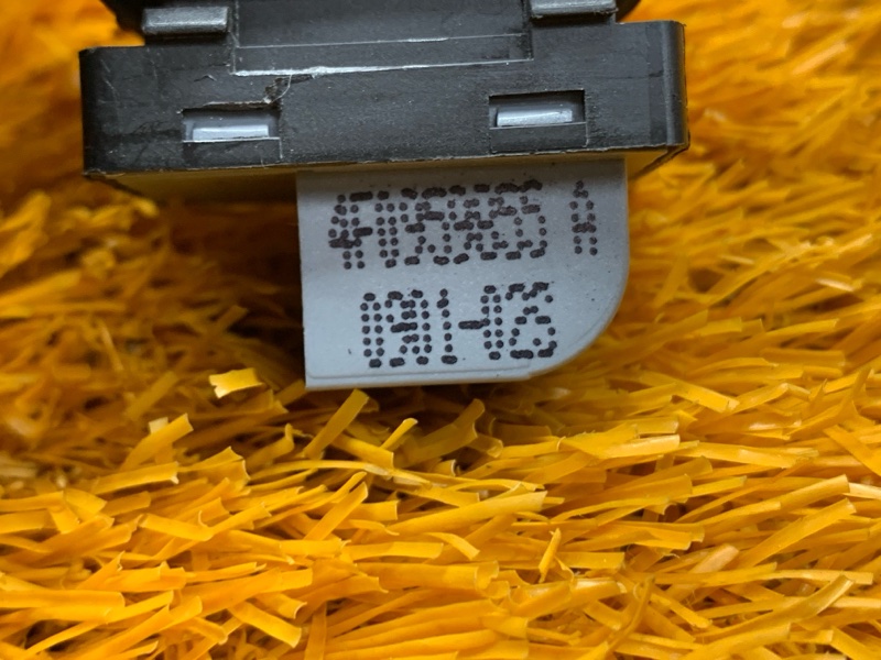 кнопка стеклоподъемника, 200 рублей, Красноярск