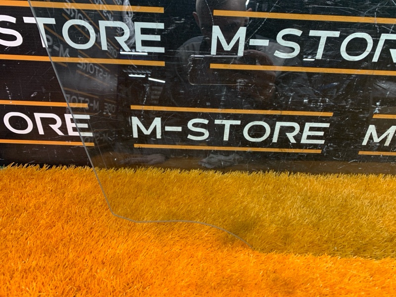 Стекло боковое, 3500 рублей, Красноярск