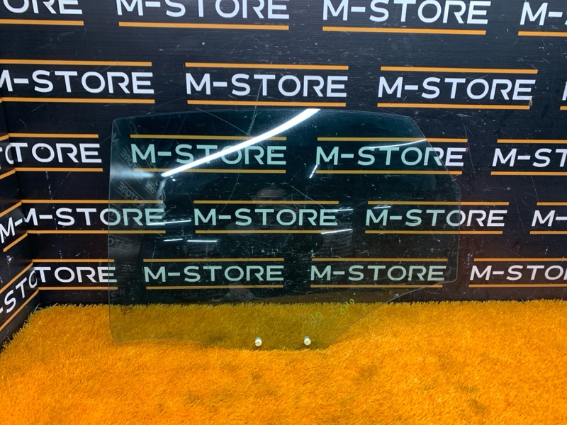 Стекло боковое, 1640 рублей, Красноярск