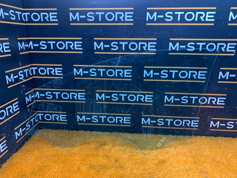 Стекло боковое, 1640 рублей, Красноярск