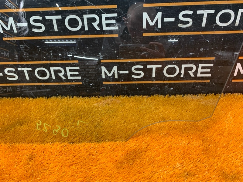 Стекло боковое, 3680 рублей, Красноярск