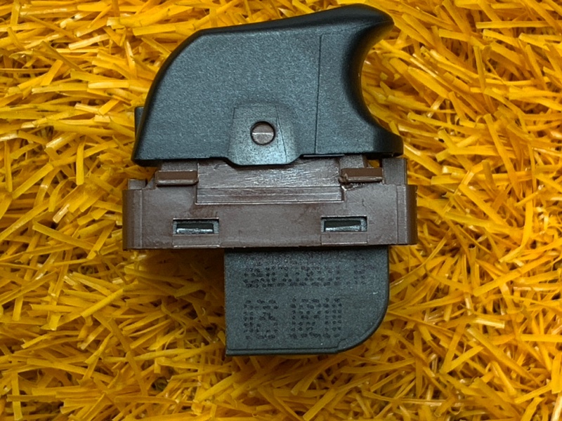 Кнопка открывания багажника, 350 рублей, Красноярск