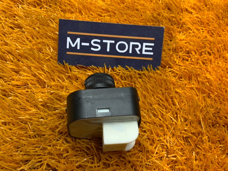 Кнопка регулировки зеркал, 500 рублей, Красноярск