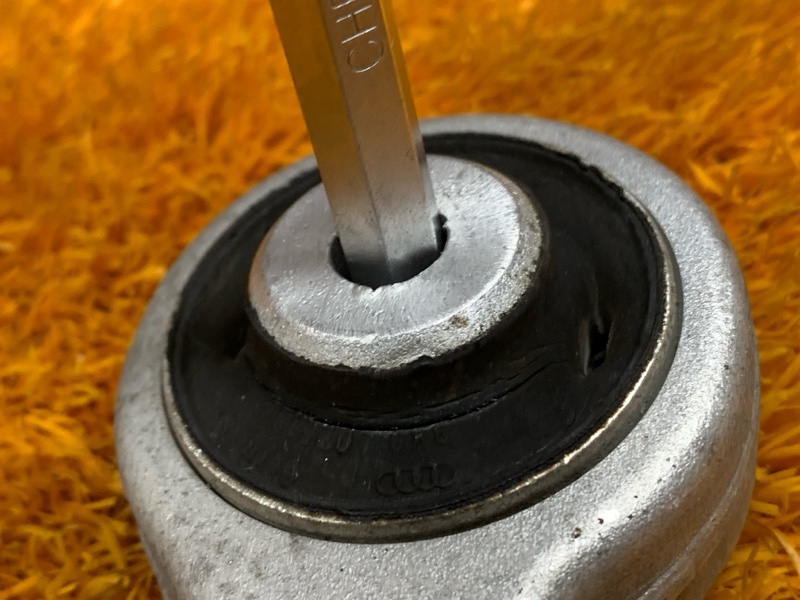 Рычаг подвески верхний, 500 рублей, Красноярск