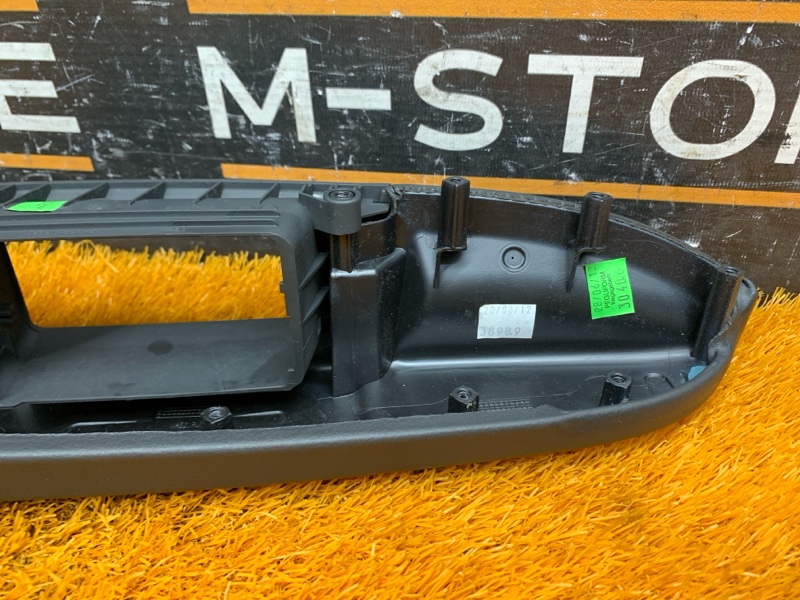 Подлокотник двери, 1180 рублей, Красноярск