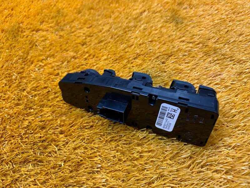 Блок управления стеклоподъемниками, 1000 рублей, Красноярск