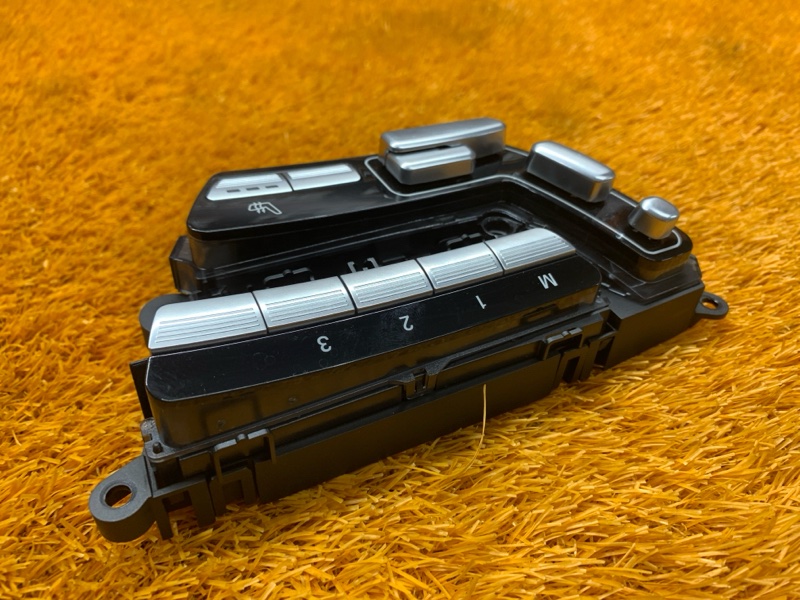 блок управления сиденьем, 2000 рублей, Красноярск