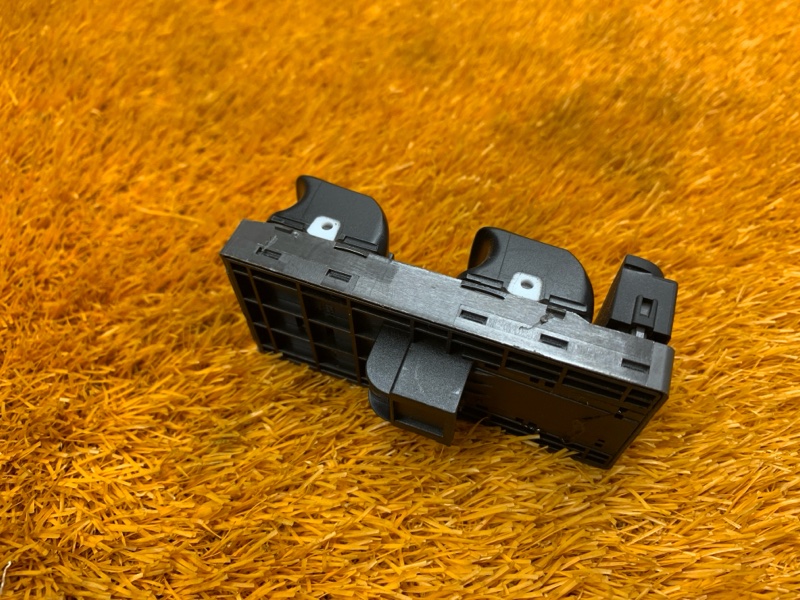 Блок управления стеклоподъемниками, 2000 рублей, Красноярск