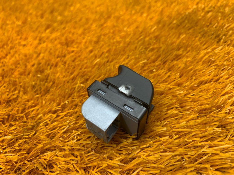 кнопка стеклоподъемника, 270 рублей, Красноярск