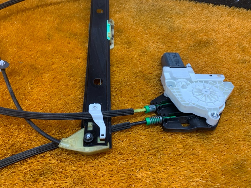 стеклоподъемник, 2560 рублей, Красноярск