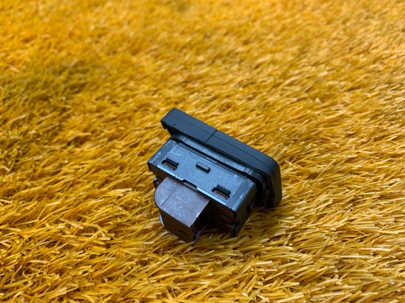 Кнопка центрального замка, 420 рублей, Красноярск