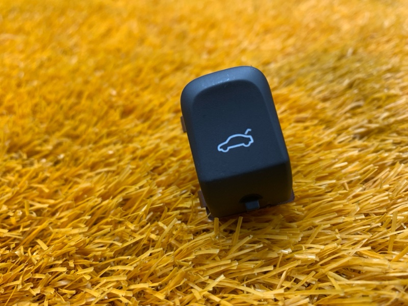 Кнопка открывания багажника, 450 рублей, Красноярск