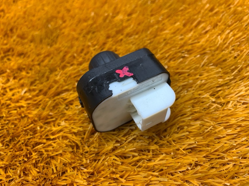 Кнопка регулировки зеркал, 300 рублей, Красноярск