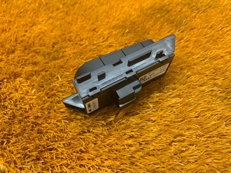 кнопка памяти сидений, 1600 рублей, Красноярск