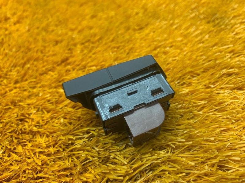 Кнопка центрального замка, 800 рублей, Красноярск