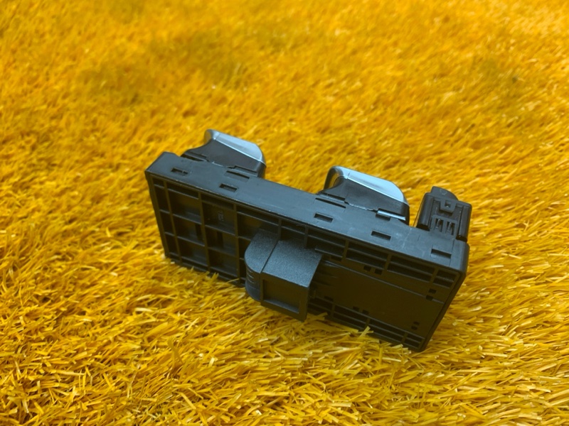 Блок управления стеклоподъемниками, 1710 рублей, Красноярск