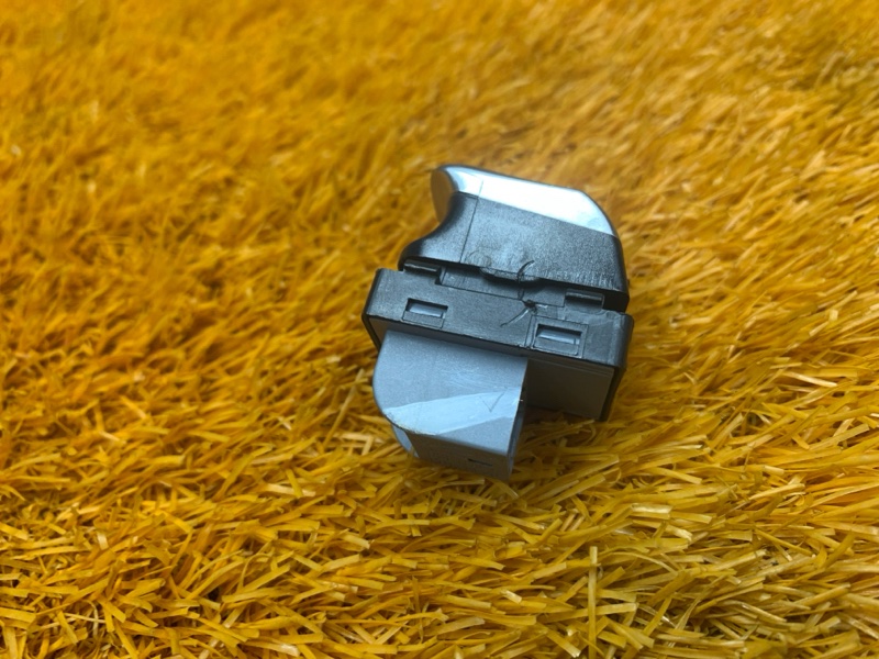 кнопка стеклоподъемника, 550 рублей, Красноярск