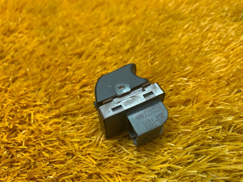 Кнопка открывания багажника, 450 рублей, Красноярск