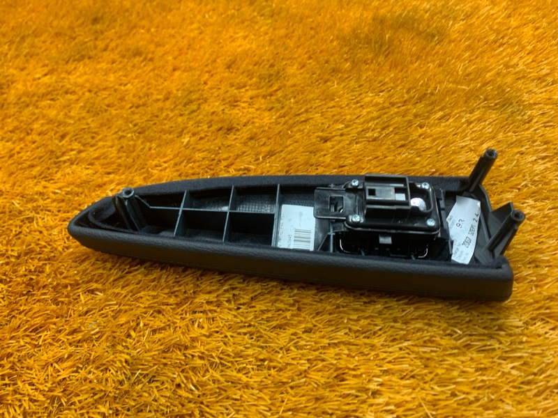 кнопка стеклоподъемника, 670 рублей, Красноярск