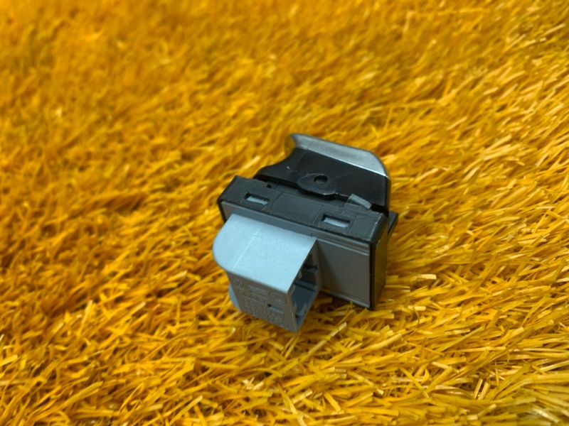 кнопка стеклоподъемника, 300 рублей, Красноярск