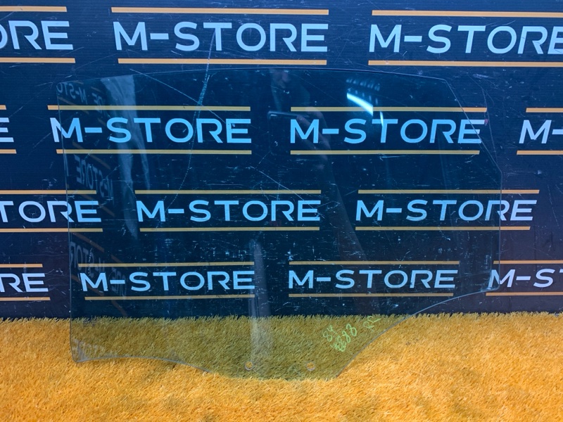 Стекло боковое, 1640 рублей, Красноярск