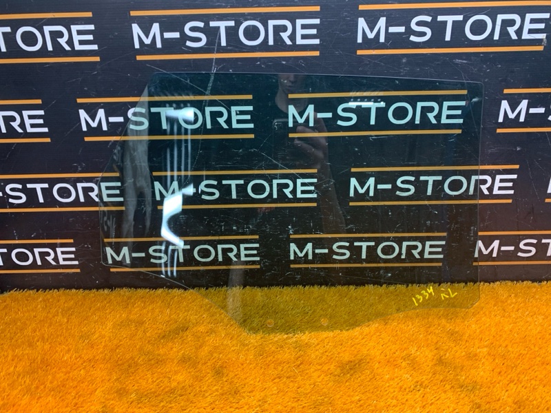 Стекло боковое, 1240 рублей, Красноярск