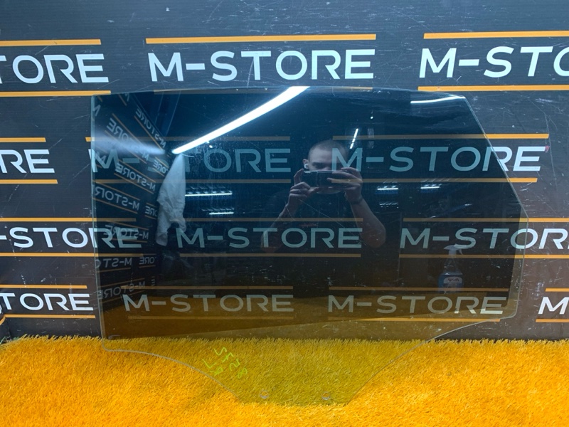 Стекло боковое, 2060 рублей, Красноярск