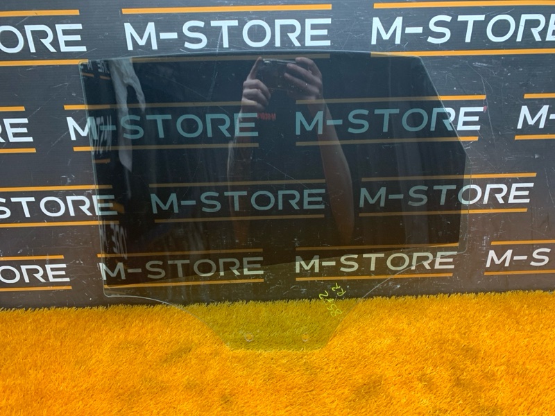 Стекло боковое, 2060 рублей, Красноярск