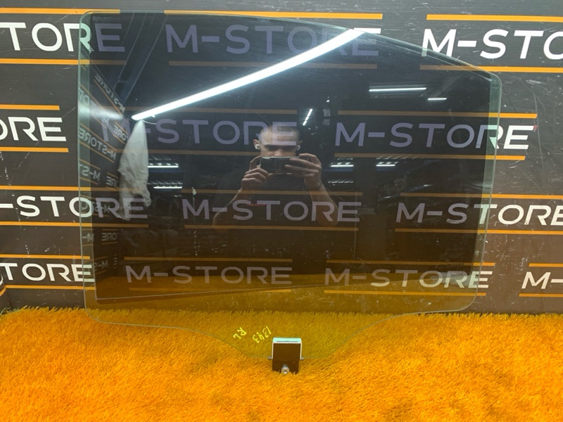 Стекло боковое, 1640 рублей, Красноярск