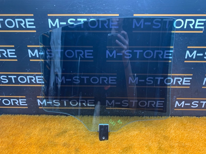 Стекло боковое, 1640 рублей, Красноярск