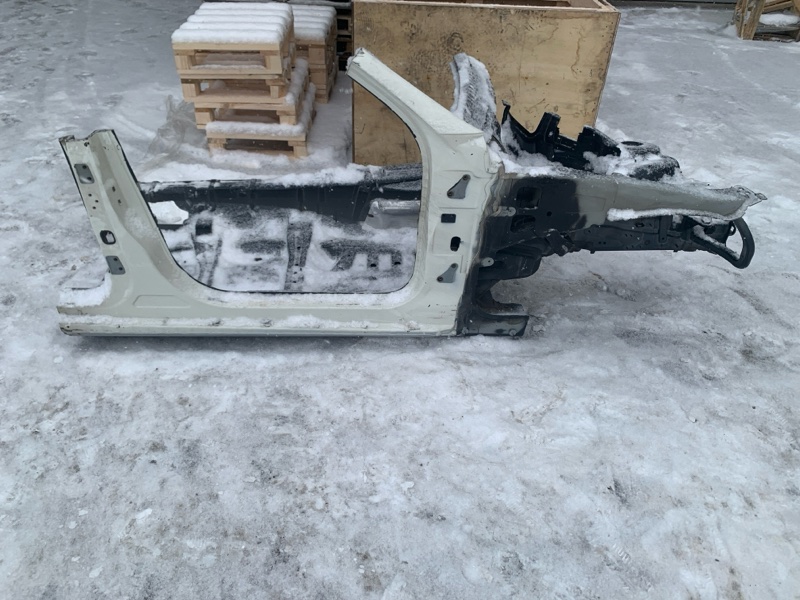 Четверть кузова, 15000 рублей, Красноярск