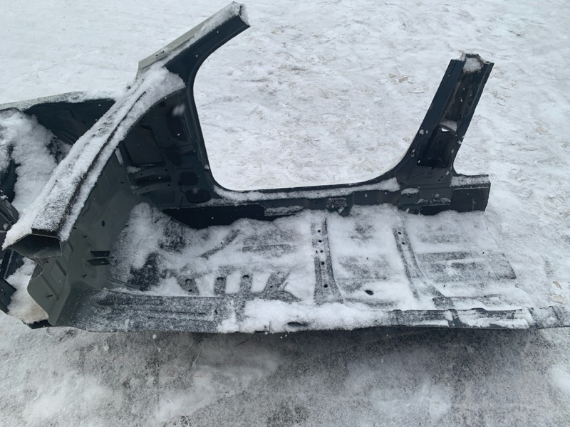 Четверть кузова, 15000 рублей, Красноярск