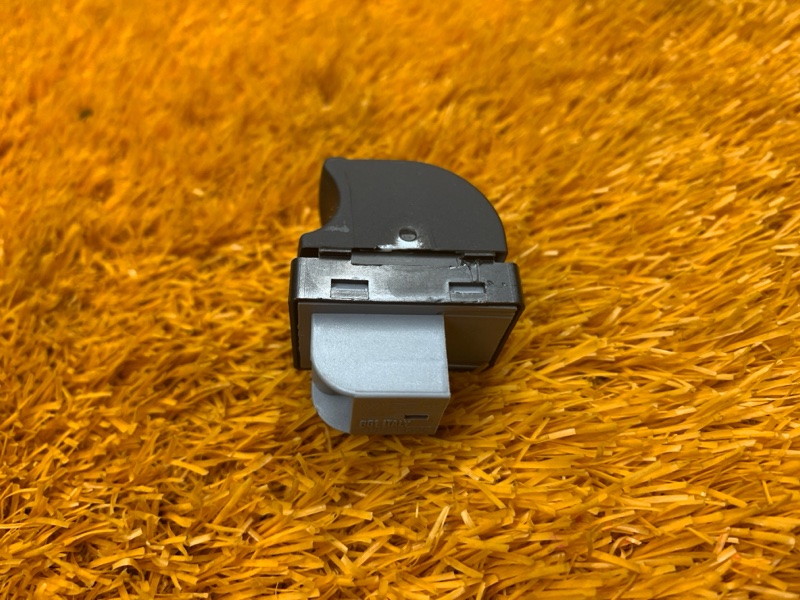 кнопка стеклоподъемника, 200 рублей, Красноярск