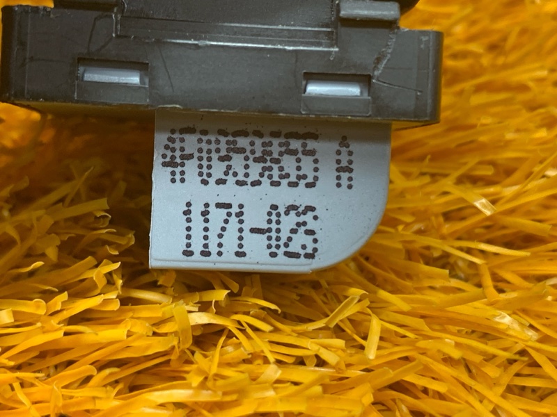 кнопка стеклоподъемника, 200 рублей, Красноярск