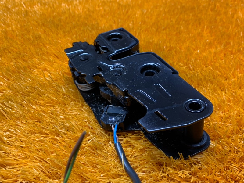 замок капота, 500 рублей, Красноярск