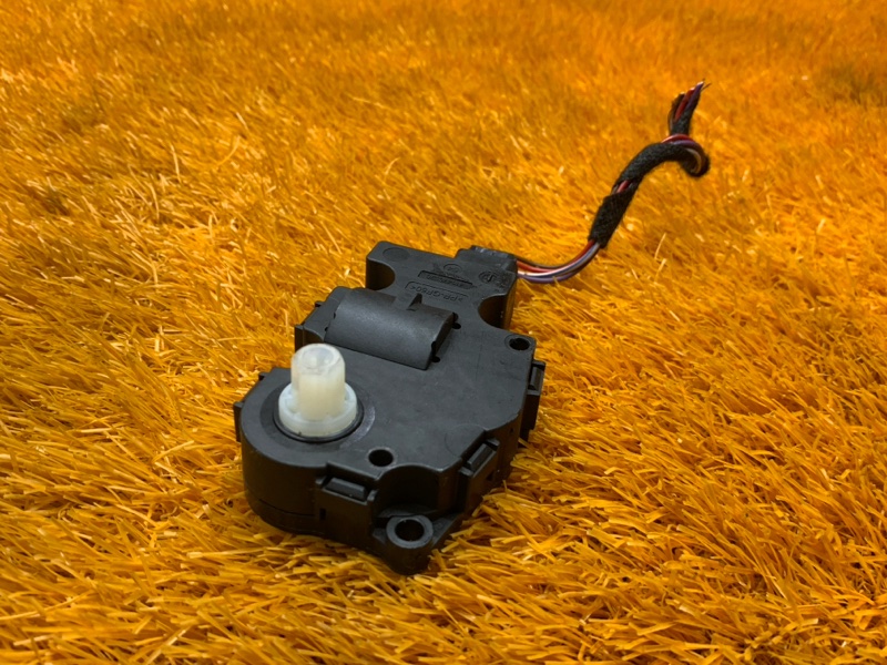 привод заслонки отопителя, 330 рублей, Красноярск