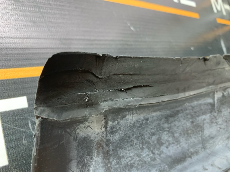 подкрылок, 600 рублей, Красноярск