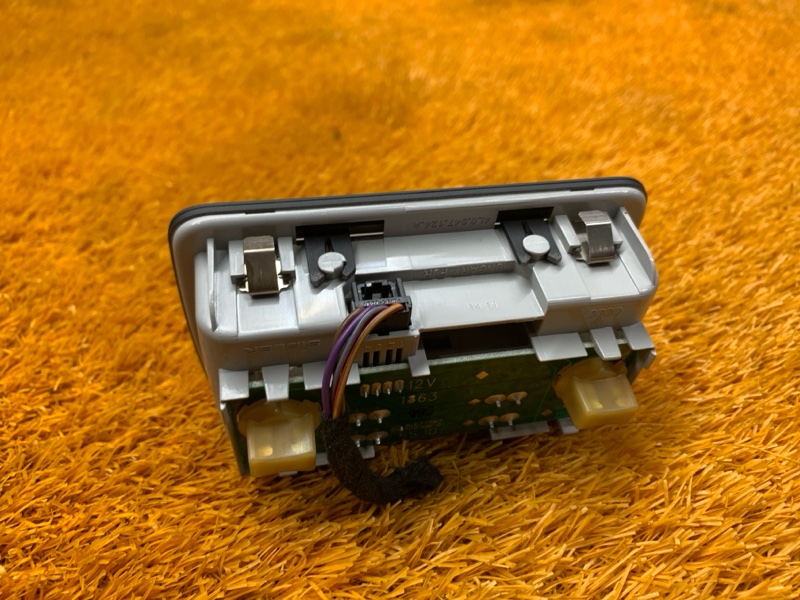 плафон освещения, 830 рублей, Красноярск