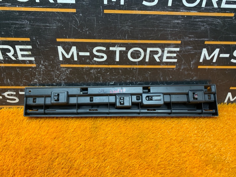 кронштейн порога, 720 рублей, Красноярск