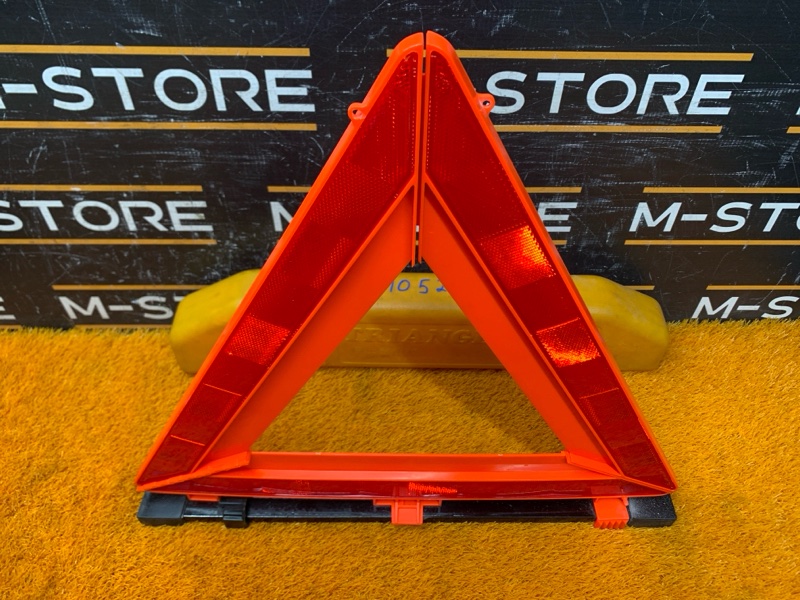 знак аварийной остановки, 1000 рублей, Красноярск