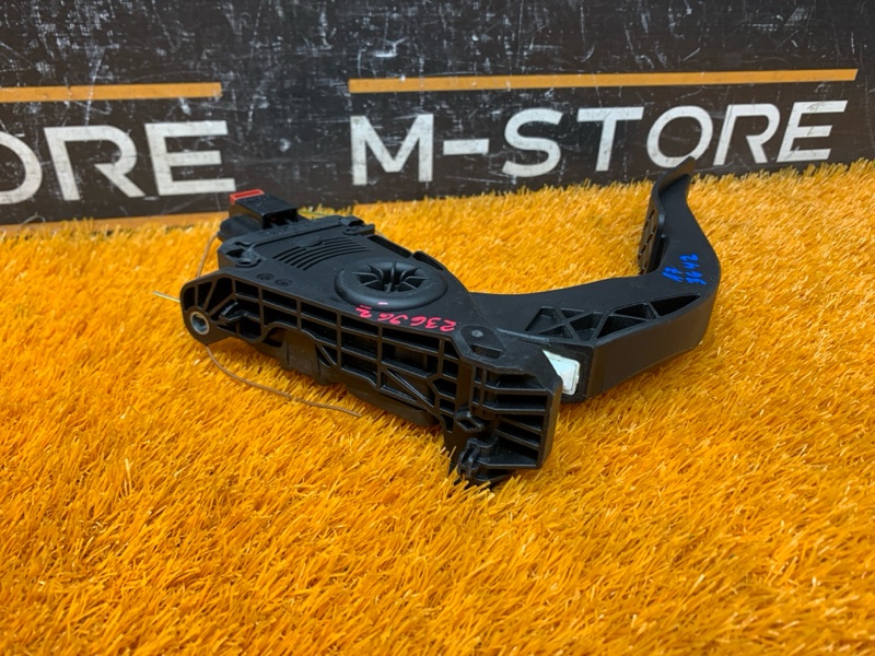 педаль газа, 500 рублей, Красноярск