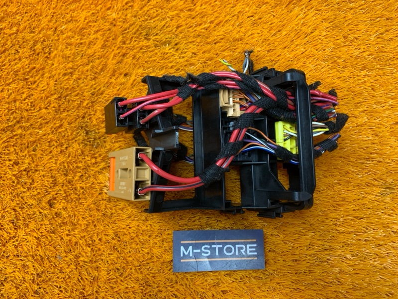 блок предохранителей, 400 рублей, Красноярск