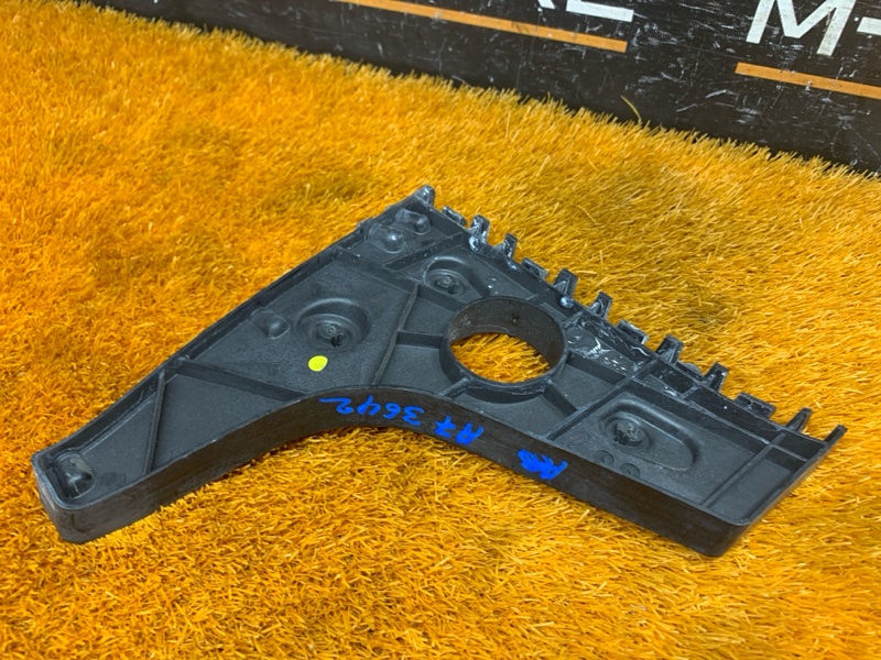 крепление бампера, 1180 рублей, Красноярск