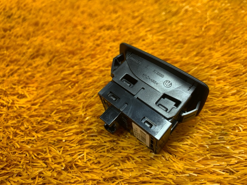 кнопка регулировки сиденья, 800 рублей, Красноярск