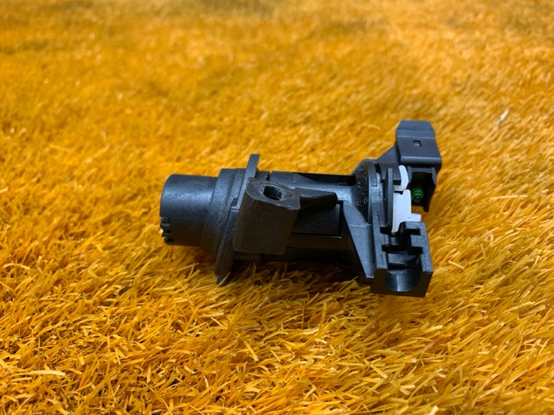 личинка замка багажника, 800 рублей, Красноярск