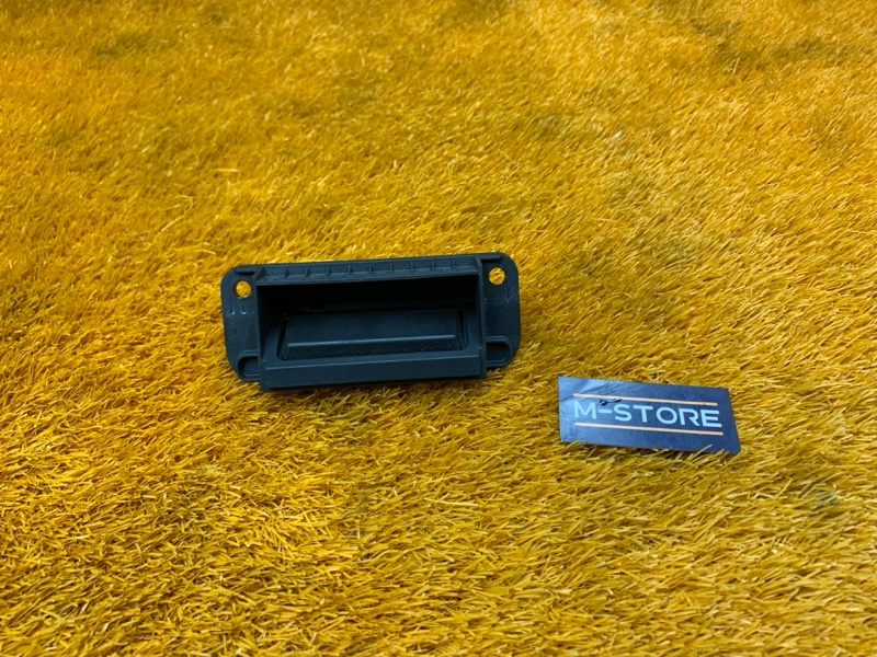 ручка багажника, 500 рублей, Красноярск