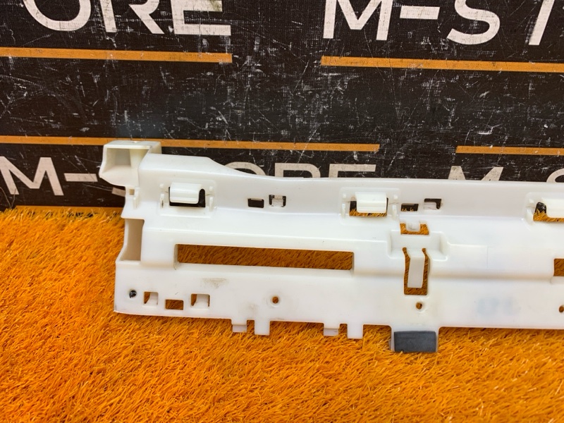 крепление бампера, 4280 рублей, Красноярск