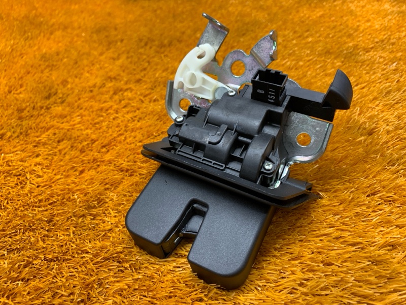 замок багажника, 1200 рублей, Красноярск