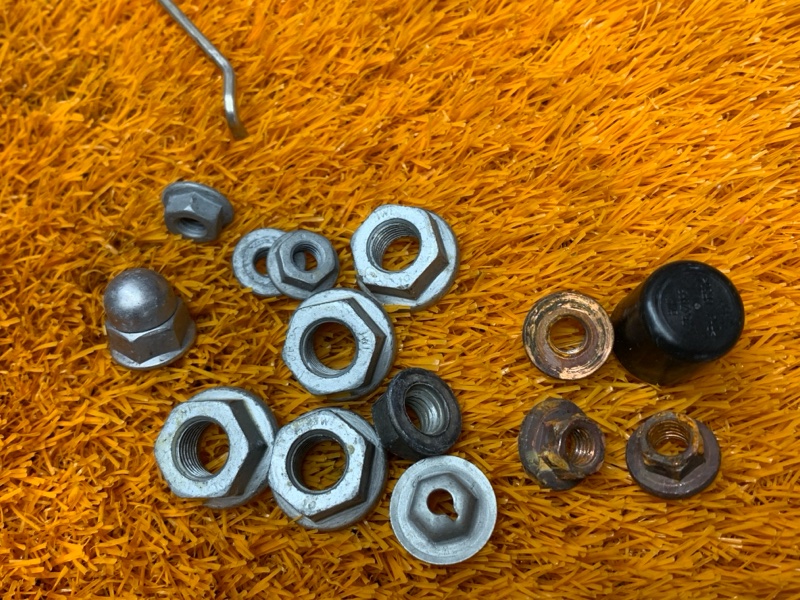 Болты и гайки ДВС, 750 рублей, Красноярск