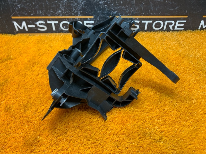 кронштейн фары, 2000 рублей, Красноярск